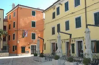 Phasiana Hotel 3*