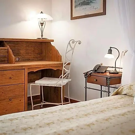 Hotel Phasiana 3*