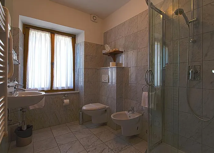 호텔 Phasiana 파자나